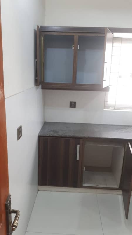 10 Marla beautiful lower portion for rent Alama Iqbal town Lahore 2