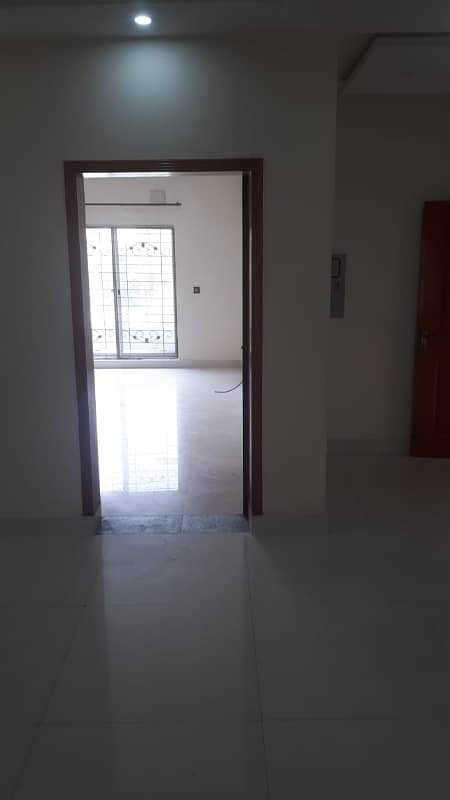 10 Marla beautiful lower portion for rent Alama Iqbal town Lahore 6