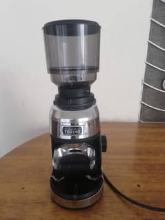 coffee machine with grinder