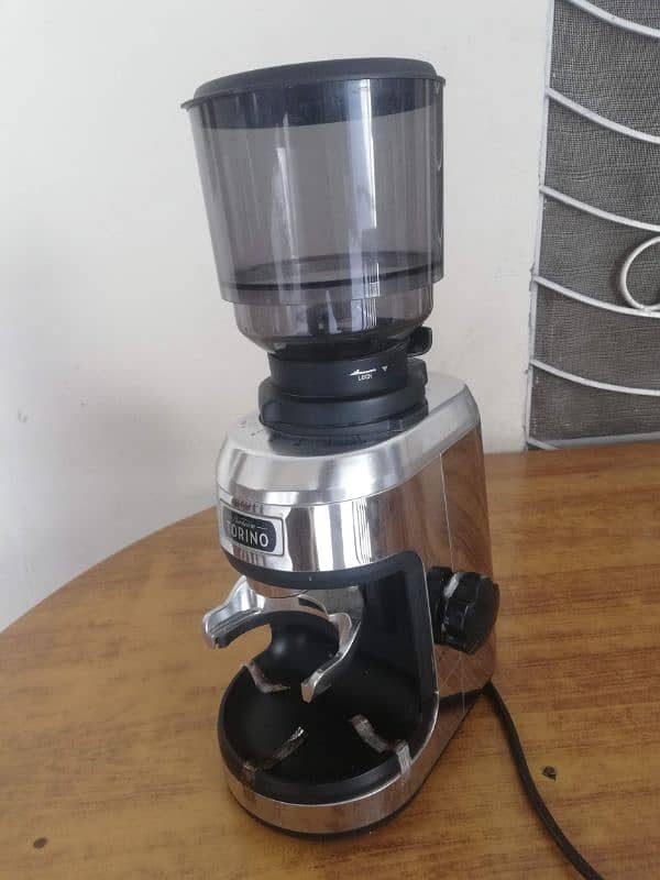 coffee machine with grinder 1