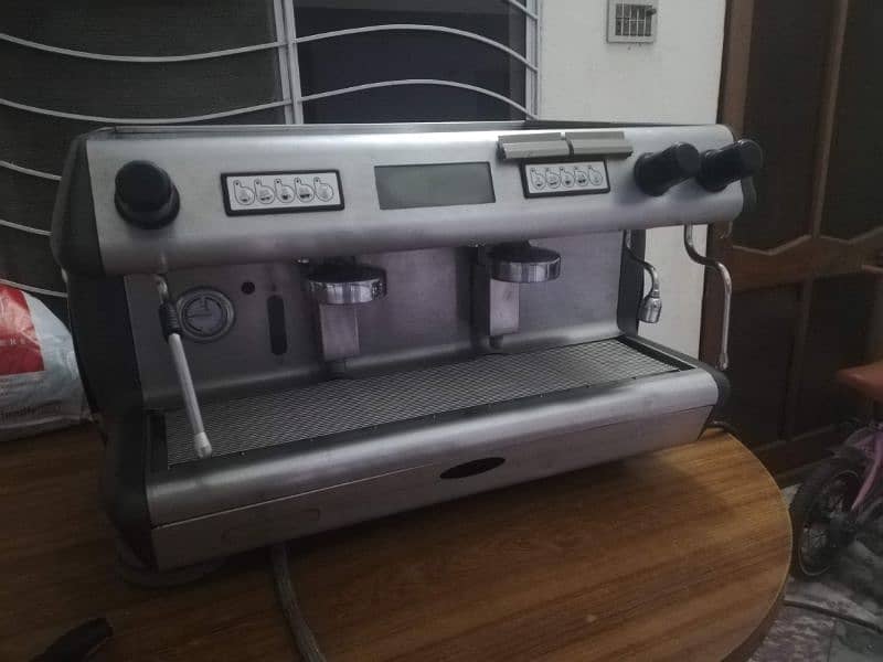 coffee machine with grinder 6