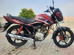 Honda CB 125F