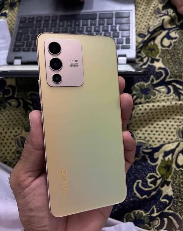 Vivo v23 5g 1