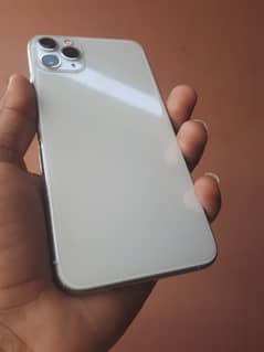 iphone 11 pro max  non pta factory unlock  03203018290 whatapp