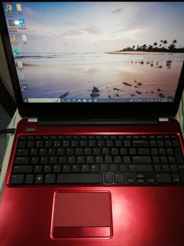 Dell inspiron 5537 core i3 4th genration 8 GB ram 500GB hard 8