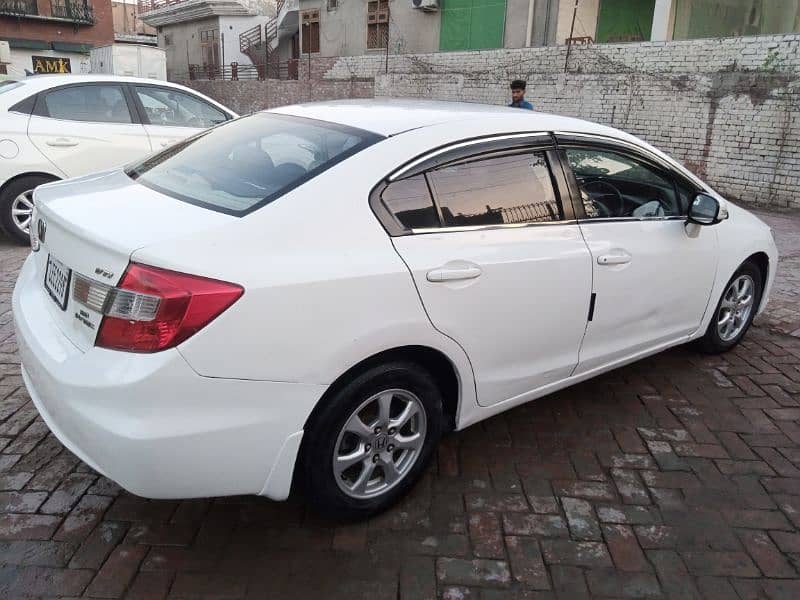 Honda Civic VTi 2014 6