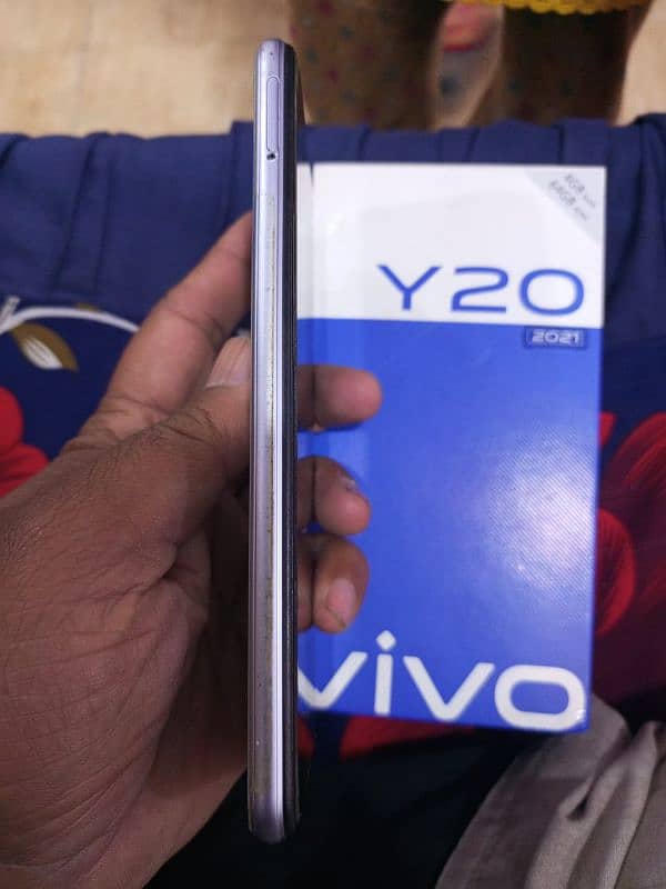 VIVO Y20 10 / 10 CONDITION WITH BOX CHARGER FOR SALE 4 64 WITHOUT OPEN 2