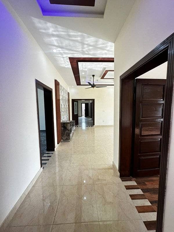 1 Kanal Upper Portion For Rent In Nasheman Iqbal Phase 1 At Very Ideal Location Very Close To Main Road 11