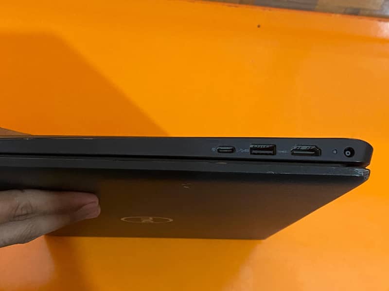 DELL latitude i5 11th gen 1