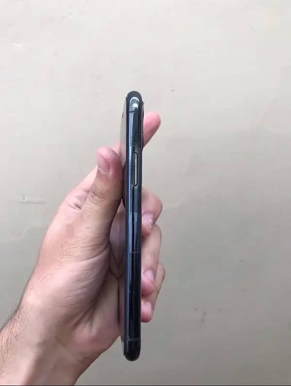 Iphone 11 Pro 256 GB Factory Unlock 1