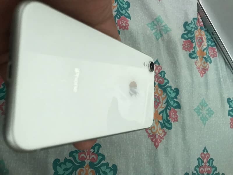 Iphone XR Non-Pta 64GB 7