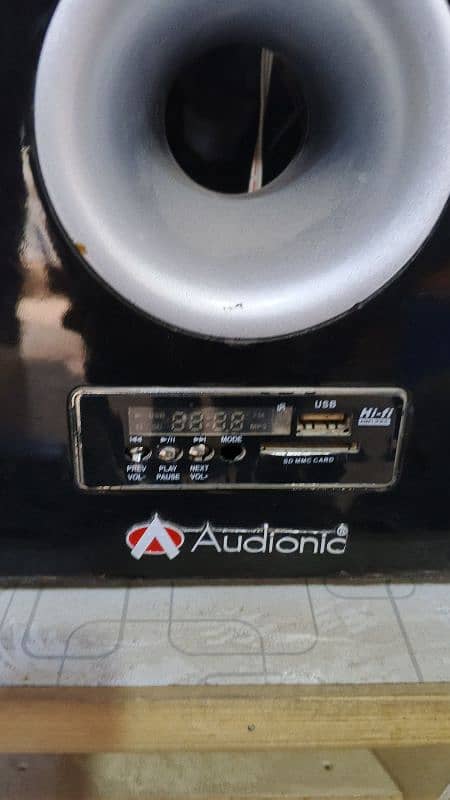 Audionic classic BT 5 subwoofer Bluetooth spotted 3