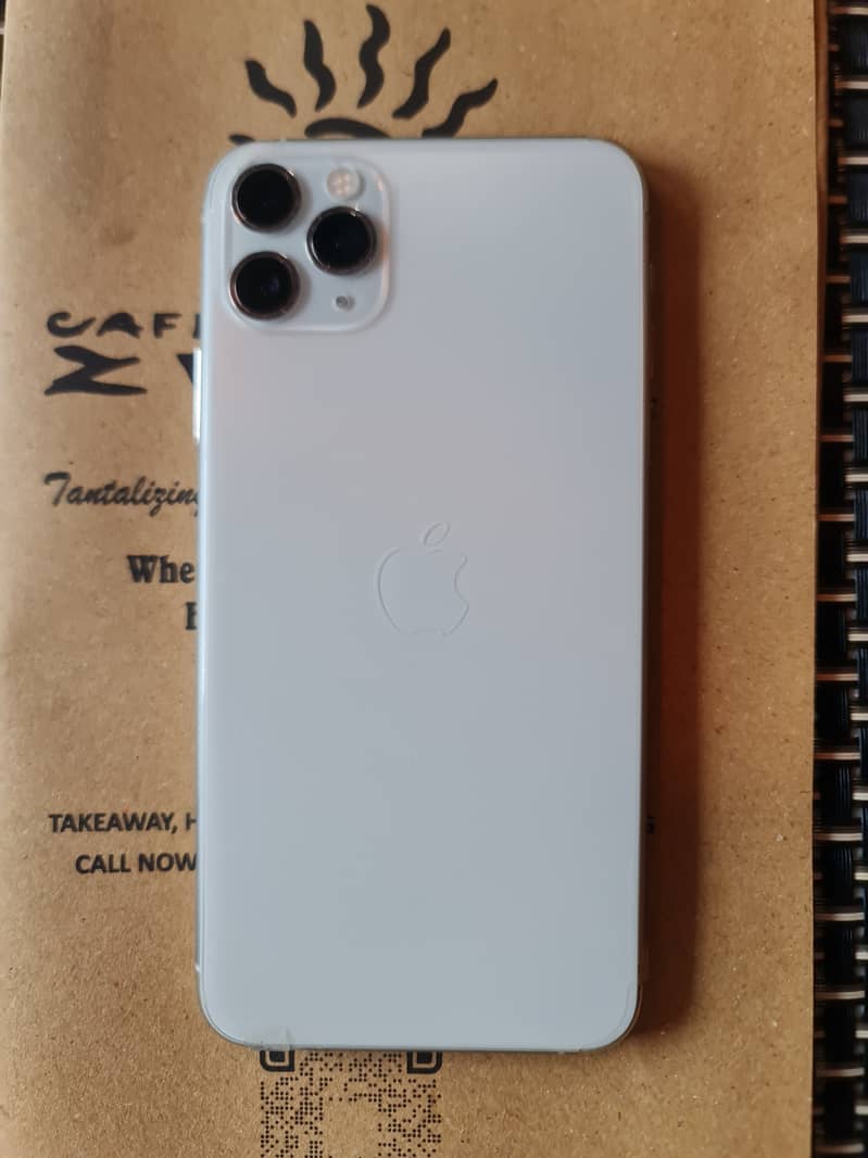 Apple iPhone 11 Pro Max 1