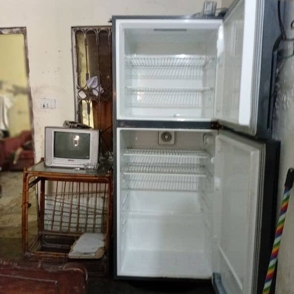 Gree refrigerator 0