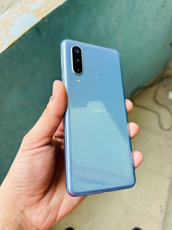 aquos zero 5G basic 2