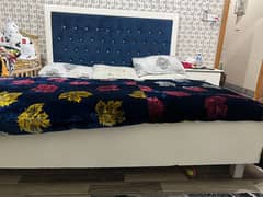 King size bed with sidetables