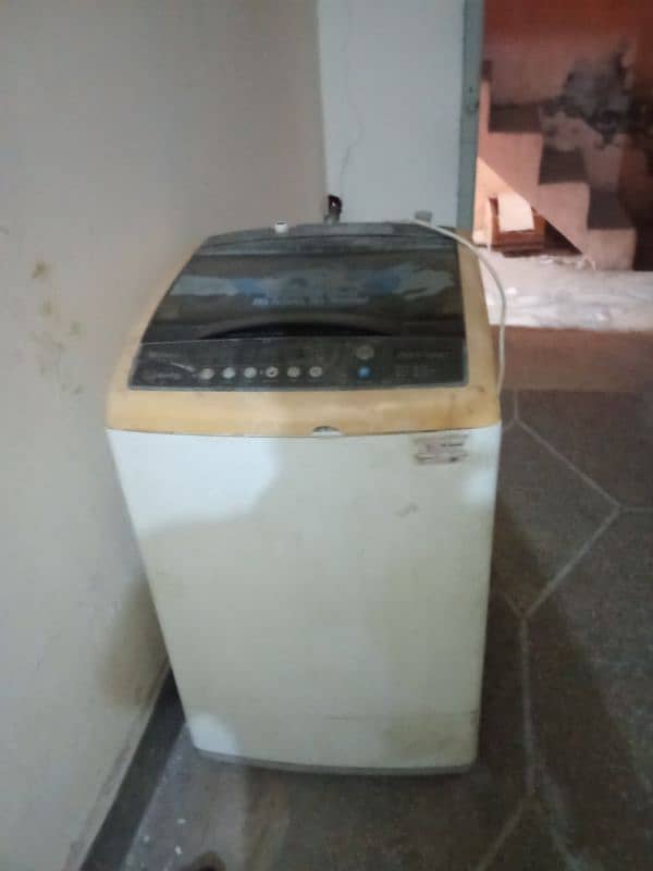 Dawalance Machine with auto dryar like new available in Wazirabad 1