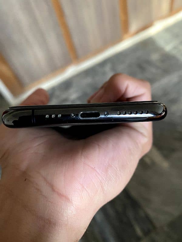 Iphone 11 pro PTA approved 2