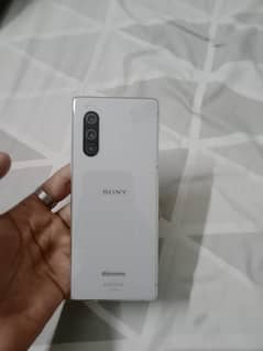 sony  Xperia 5