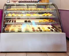 bakery chilled display counter