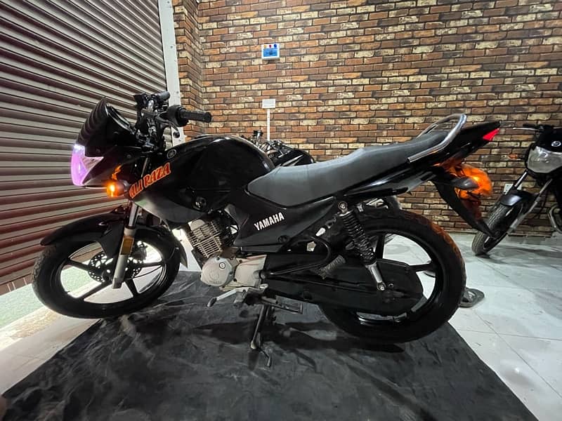 Yamaha YBR (2018) 1