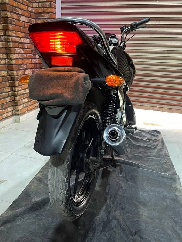 Yamaha YBR (2018) 2