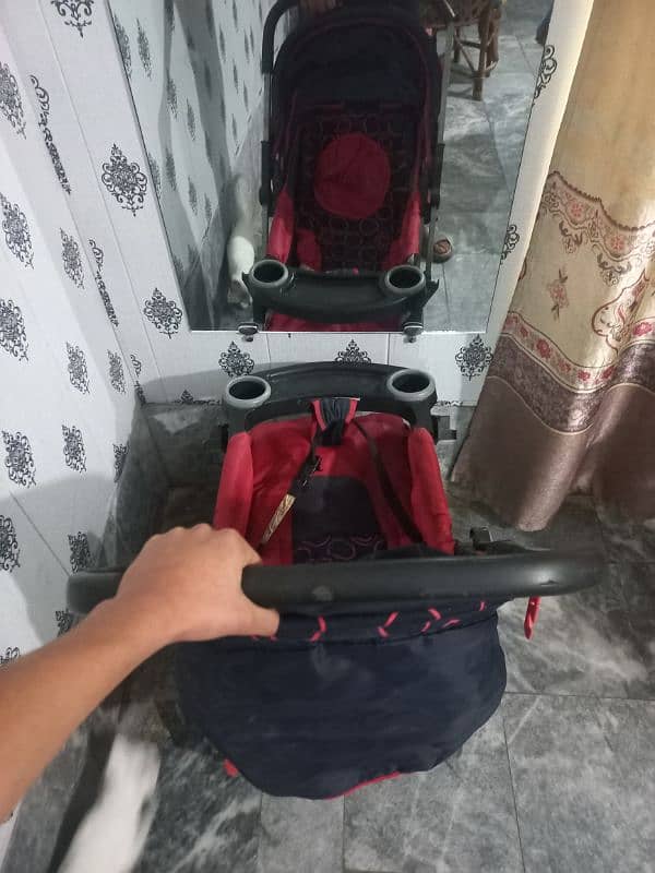 Pram for sale in good condition gift for children 0