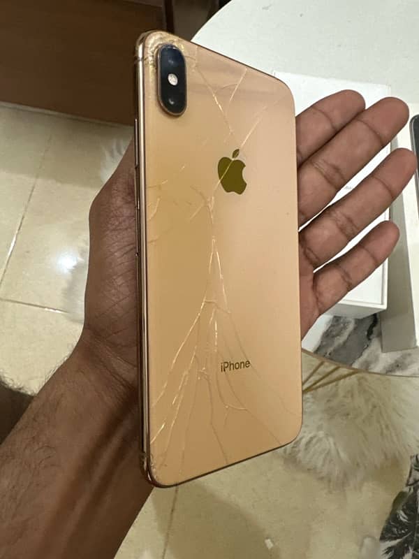 iPhone XS Max 3