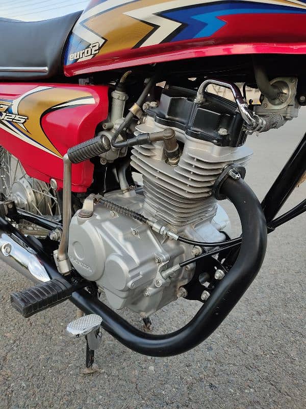 Honda CG 125 8