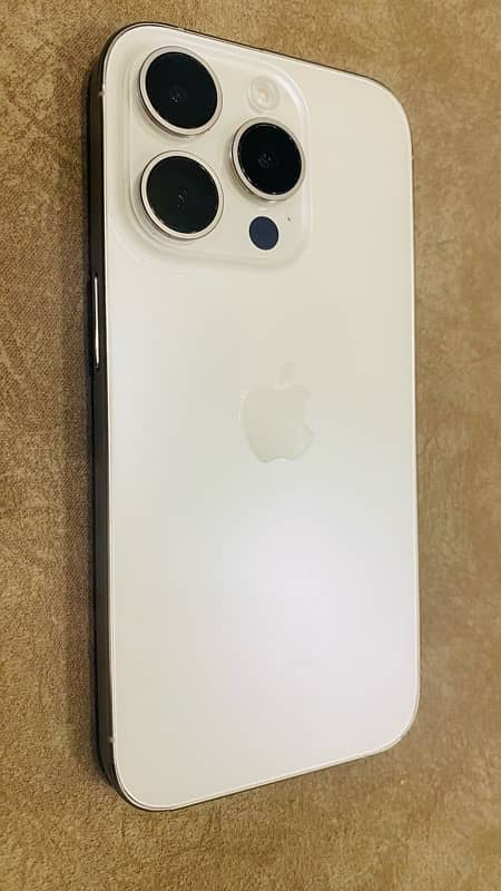 iPhone 15 Pro - 256GB (Titanium White) Non-PTA- 10/10 Factory Unlocked 7