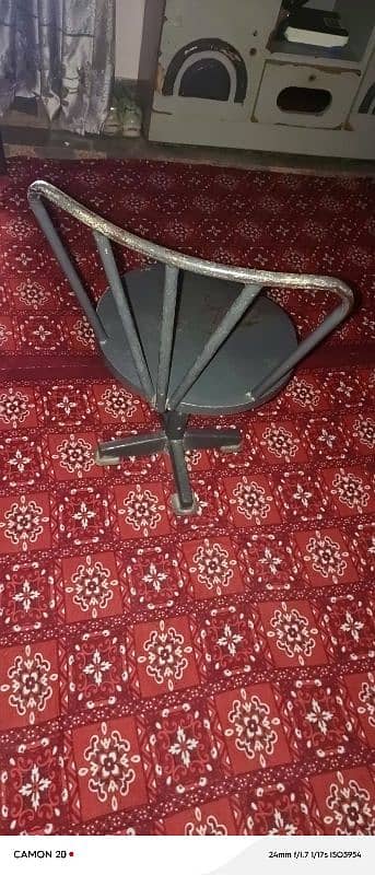 Heavy Iron Chair 2