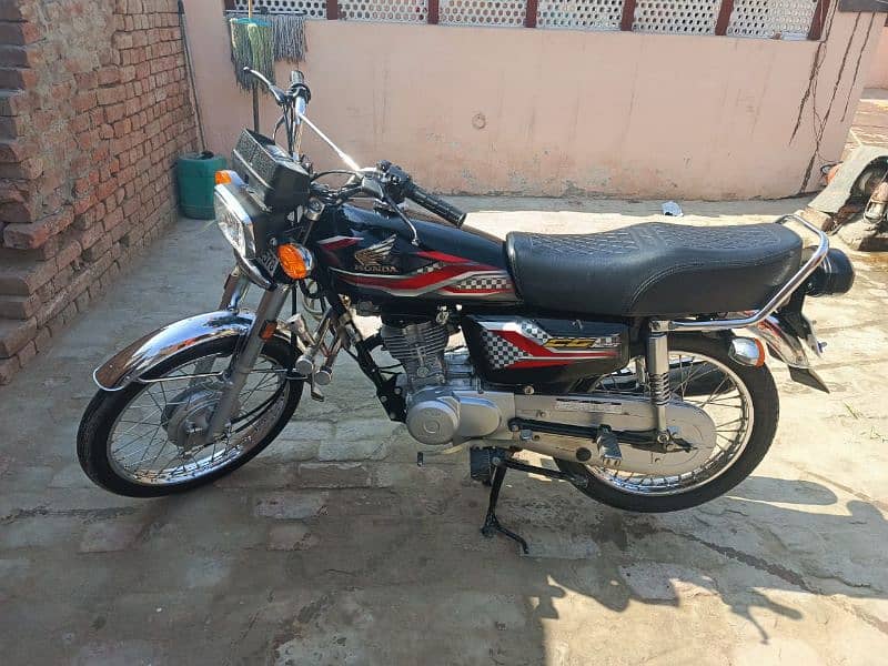 Honda Bike CG 125 7