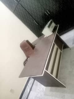 office Table and chair  for sale 03498211652