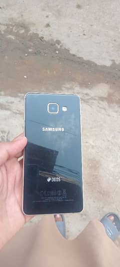 samsung A5 2016 for sell