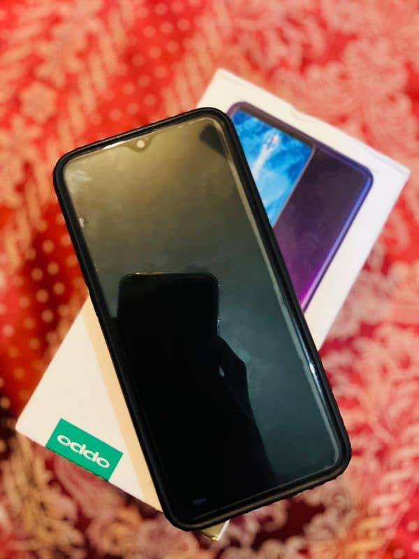 OPPO F9 1