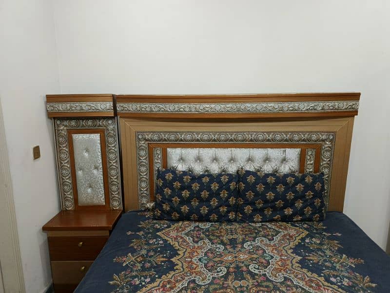 Bed+Dressing+side tables in good condition 1