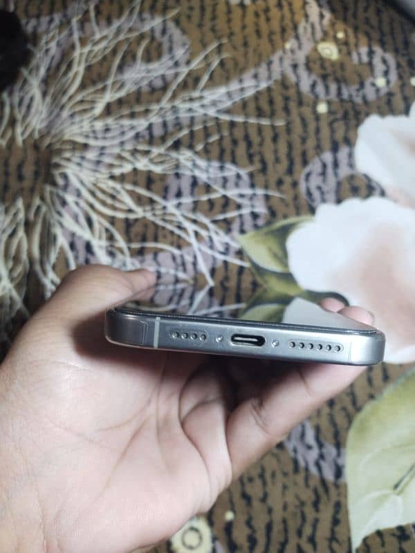 iphone 15 pro max PTA Approved 256gb for Sale 1