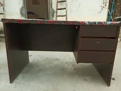 computer table