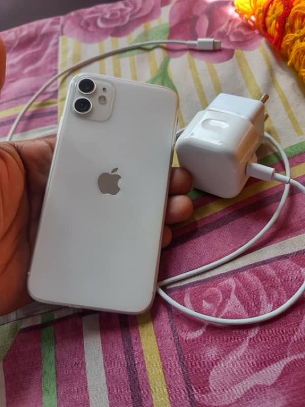 iphone 11 128gb pta approve 10/10 0