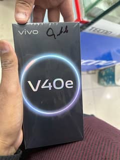 vivo v40e golden colour for sel