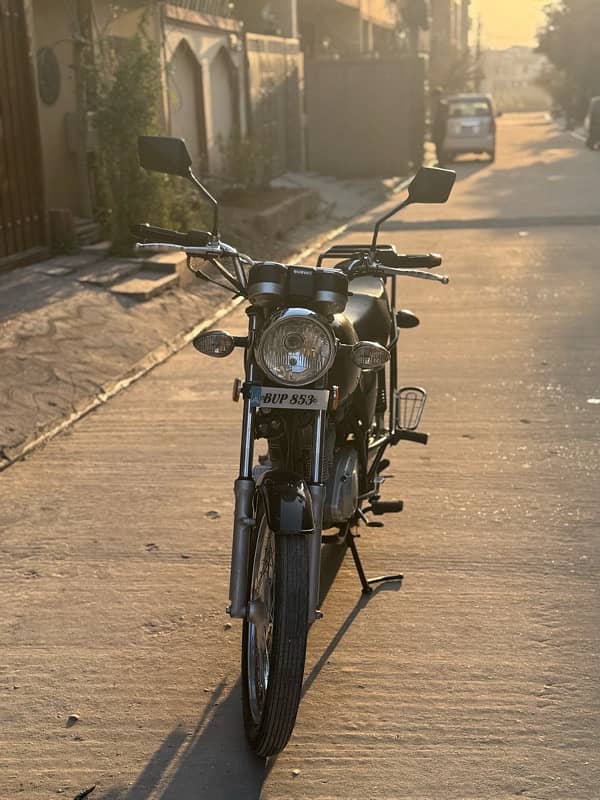 Suzuki GS 150 SE 2022 | Like New | 10,000 km Driven | For Sale 2