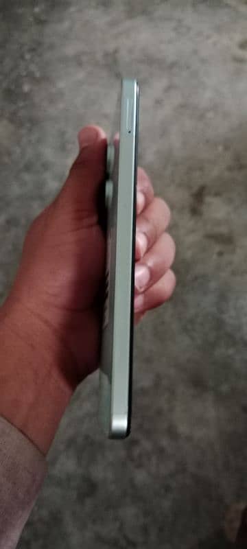 Redmi 13c ,4 +128 , Condition 10 by 10 2