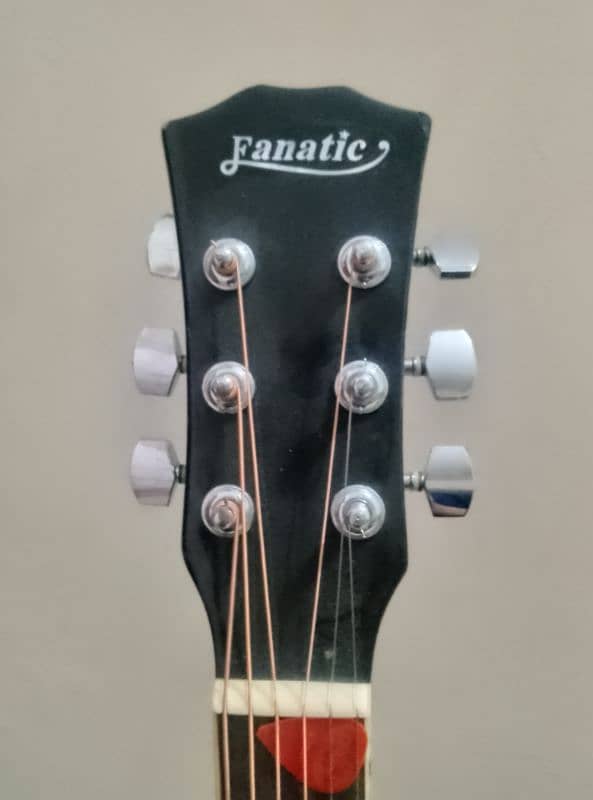 Semi-Acoustic Guitar 3