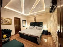 1 Bedroom VIP Full furnish flat per day available in Bahria town Lahore