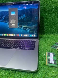 Macbook pro 2017 imported lush condition