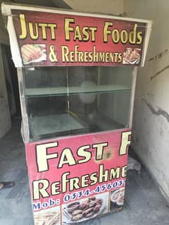 burger and chips stand