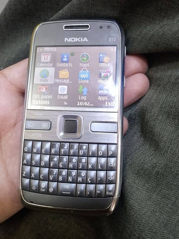 Nokia E72 pta Approve 10 by 10 2