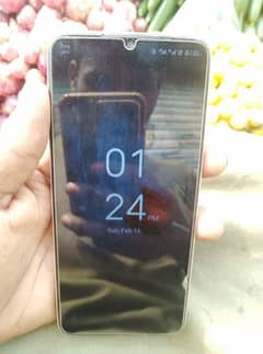 tecno spark 10c 4 + 4 128 GB storage