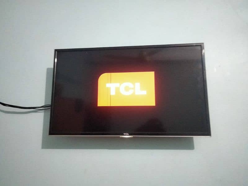 32 inch LED TCL for sale 0