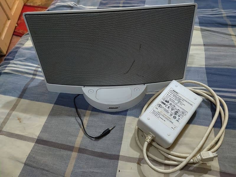 Bose Sound Dock 0